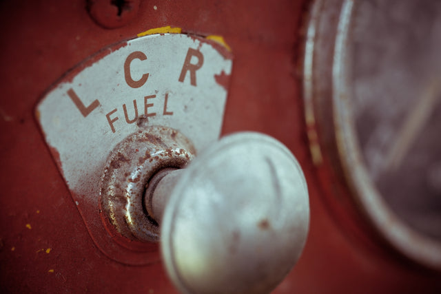 gray LCR fuel knob